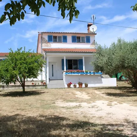 Apartment Helena Pula Exterior photo
